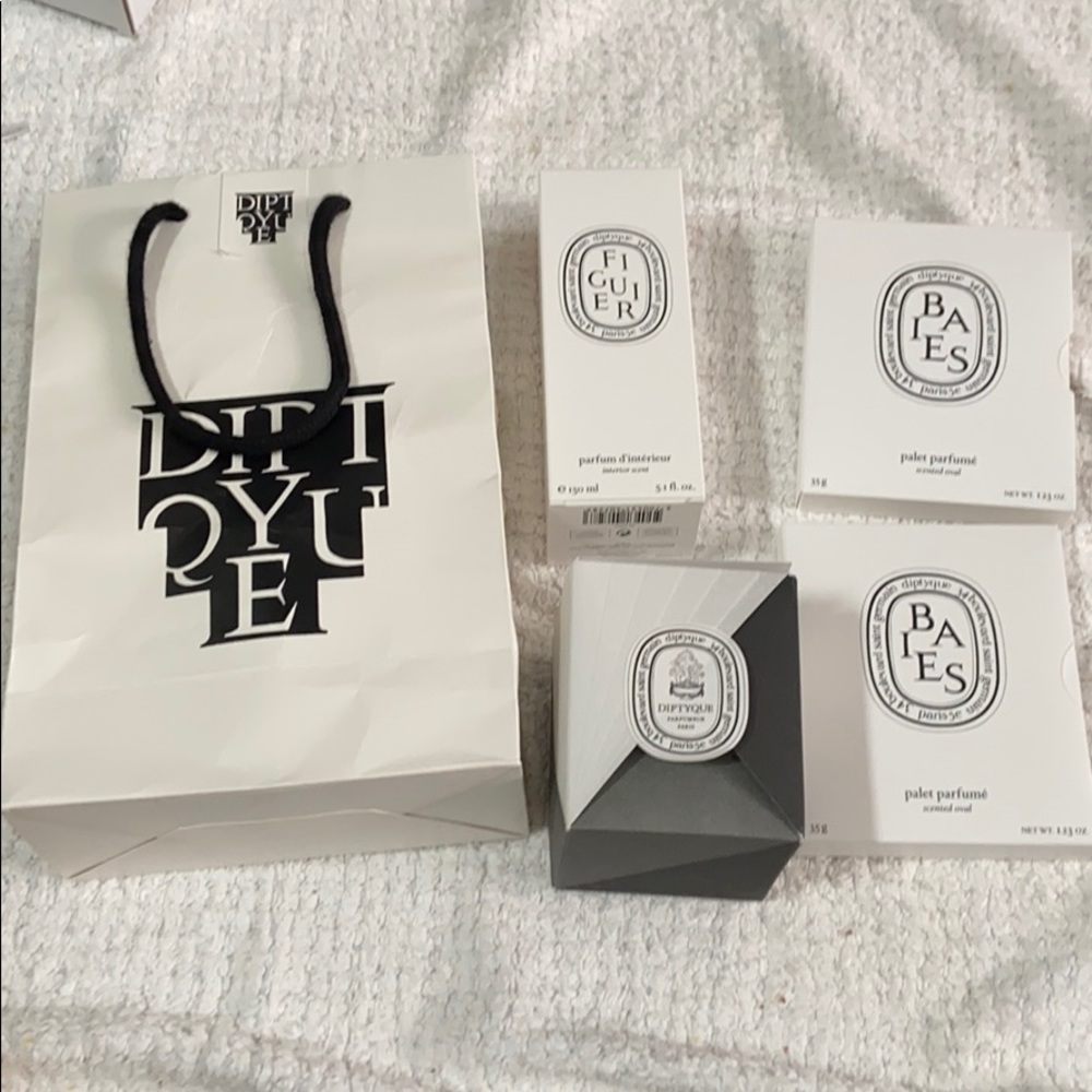 Diptque Logo Boxes Display Luxury